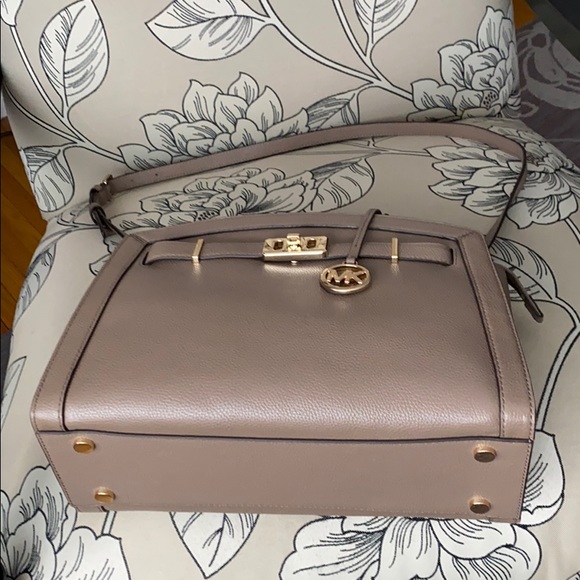 Michael Kors Pebble Leather Satchel - Picture 5 of 8